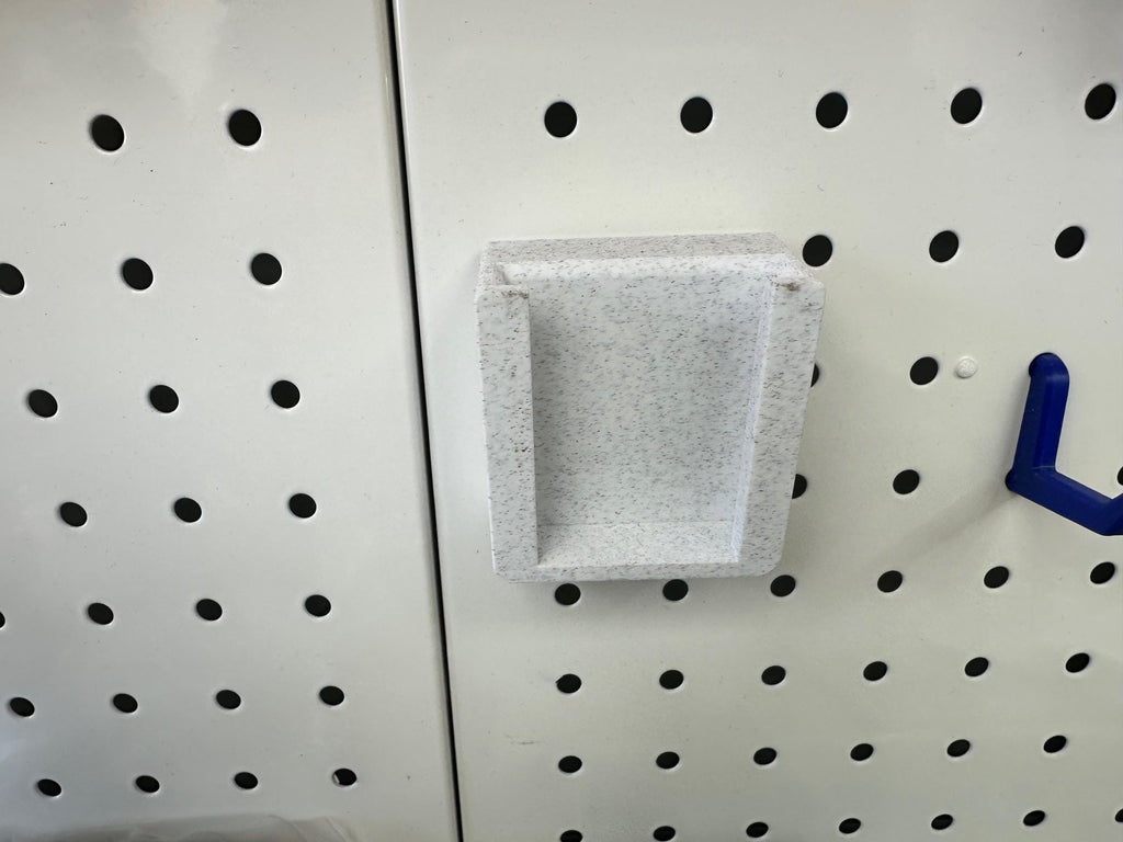 Milwaukee M18 Battery Holder for Pegboard