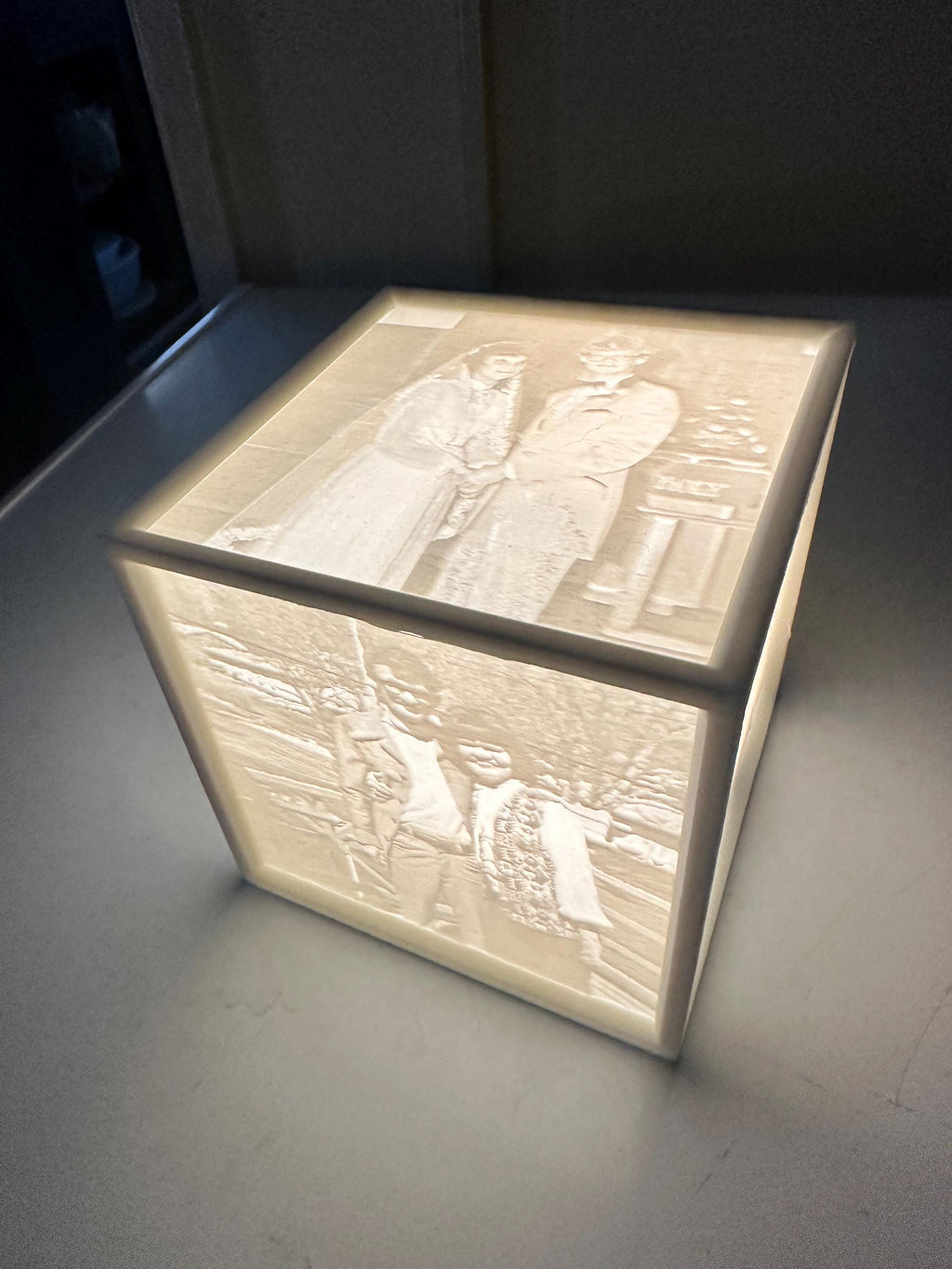 Customizable Lithophane Lightbox
