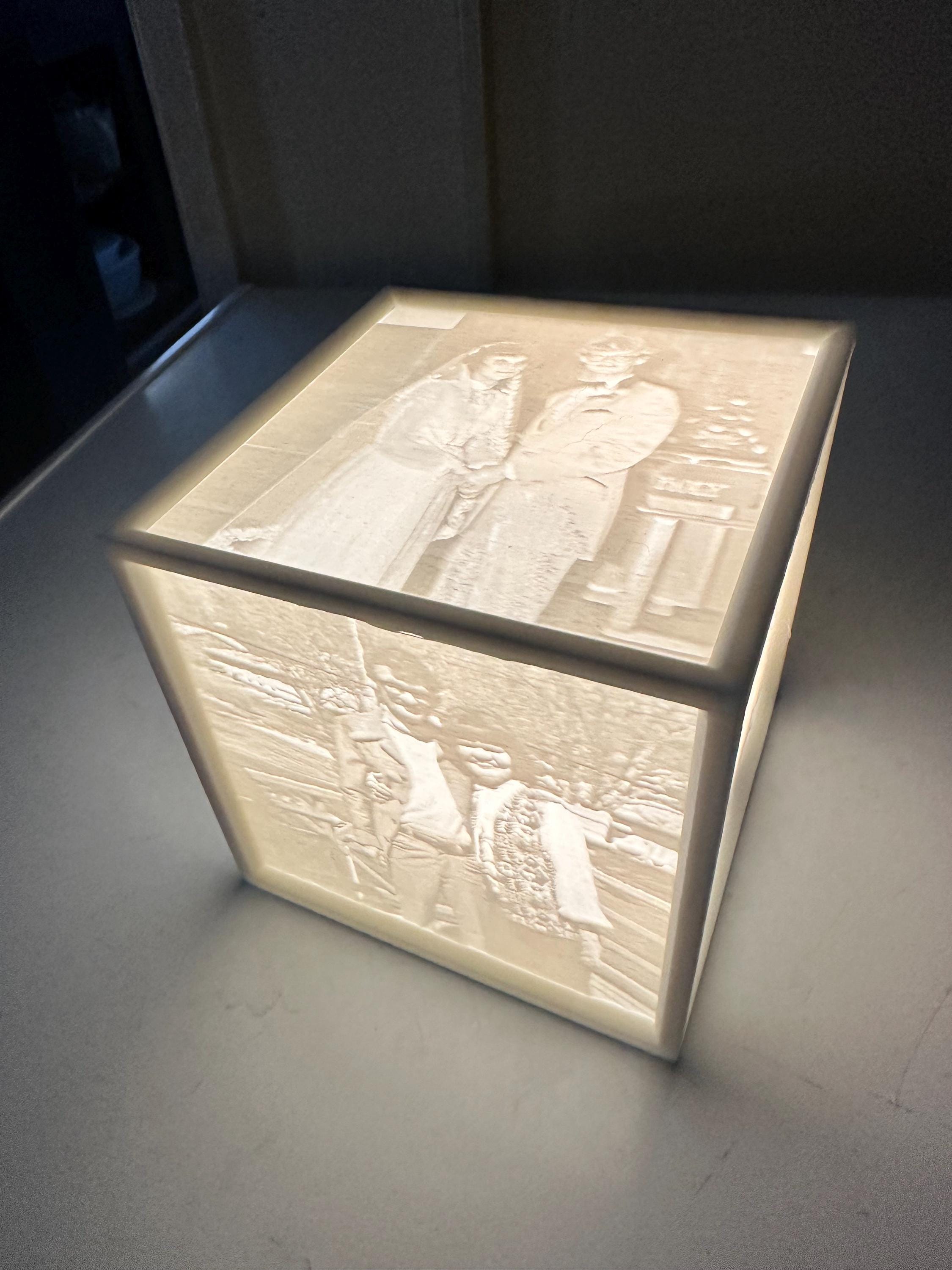 Customizable Lithophane Lightbox