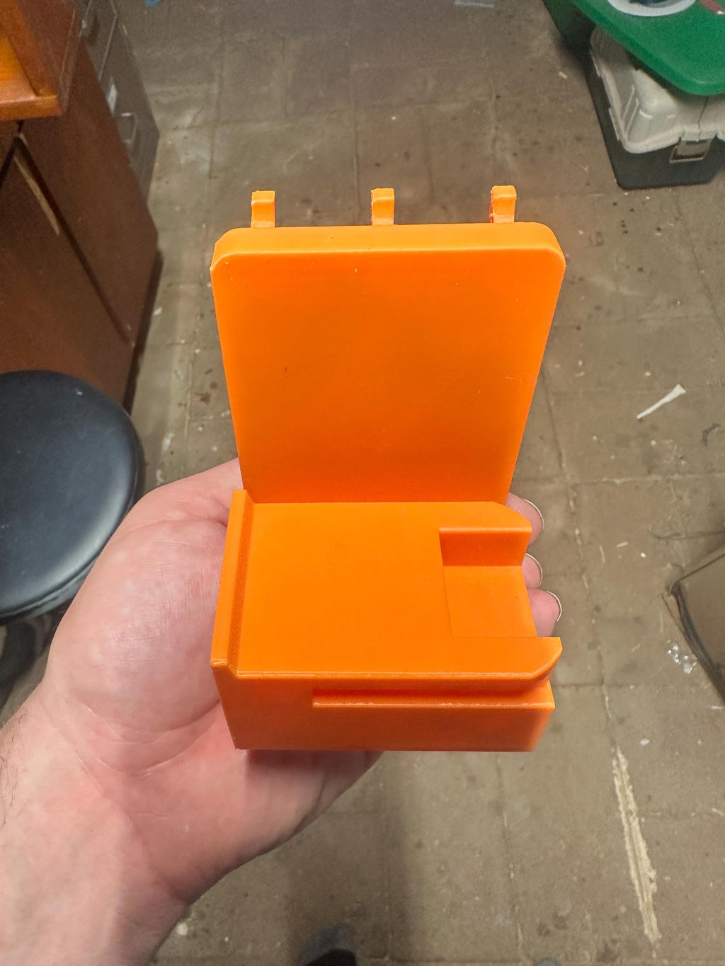 Milwaukee M18 ToolHolder for Pegboard