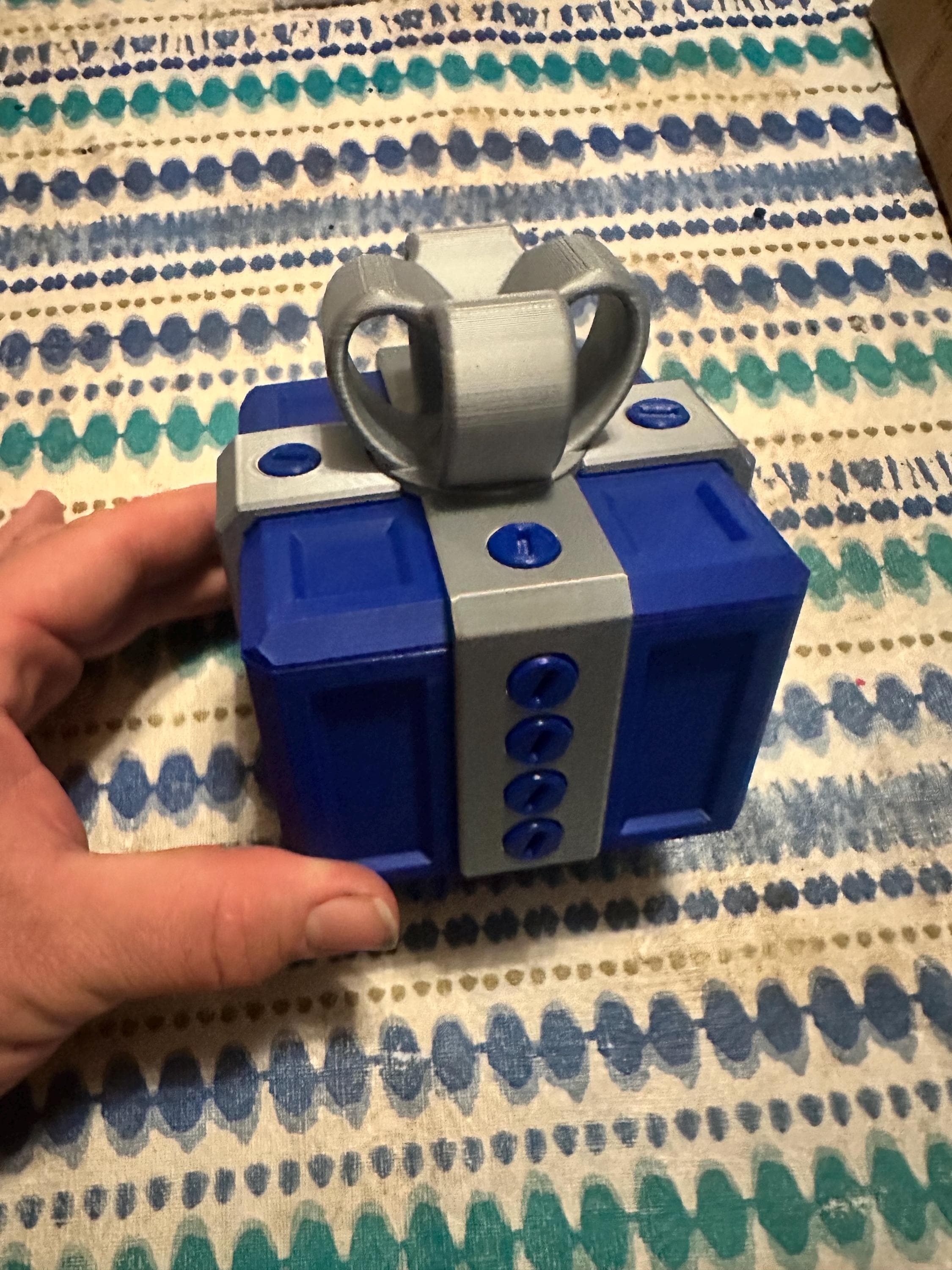 Annoying Gift Box