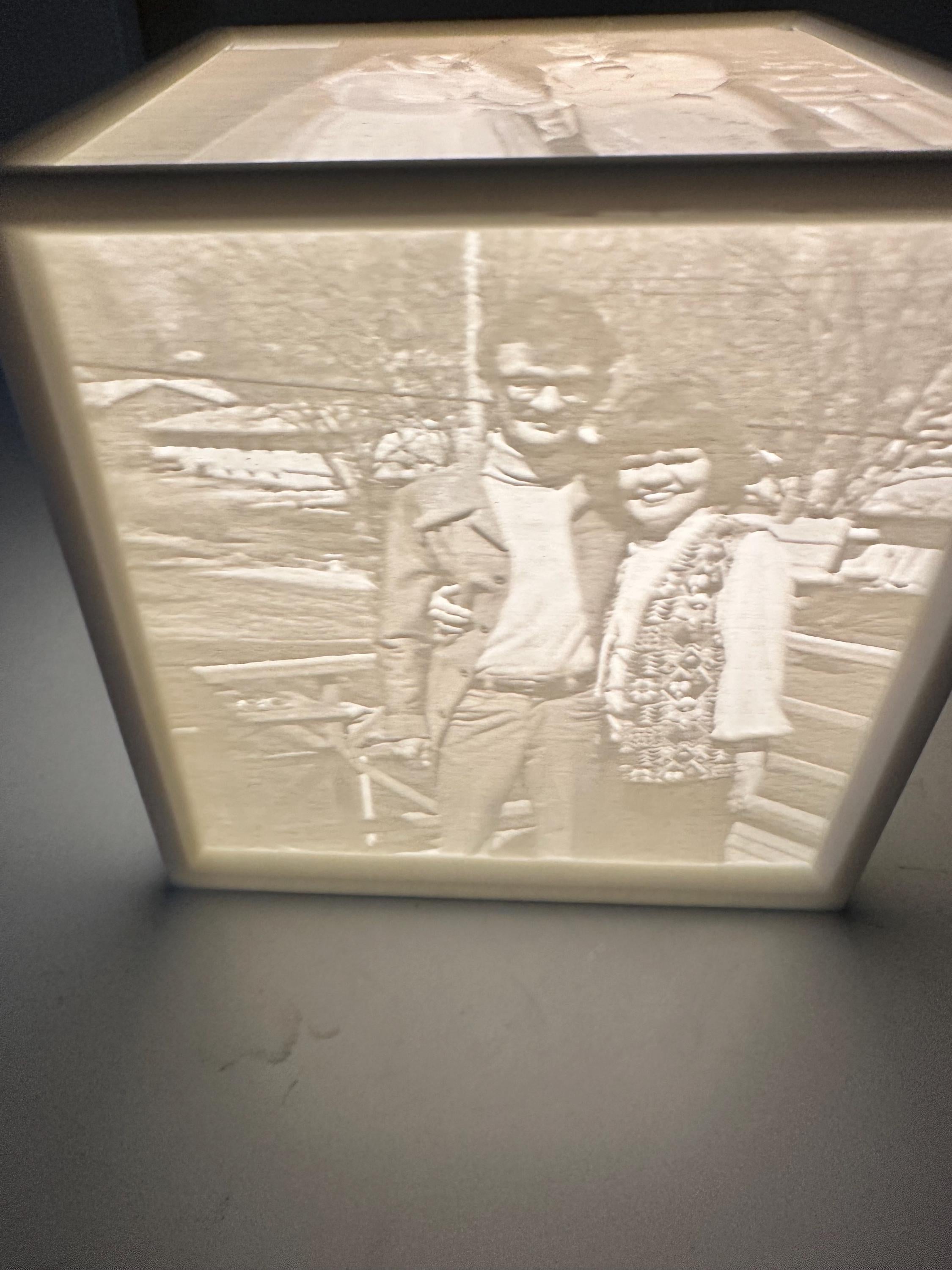 Customizable Lithophane Lightbox